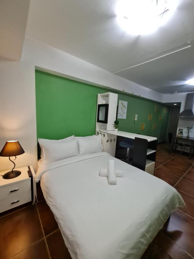 Solemare Parksuites Condominium - Condo R Us Manila Exteriör bild