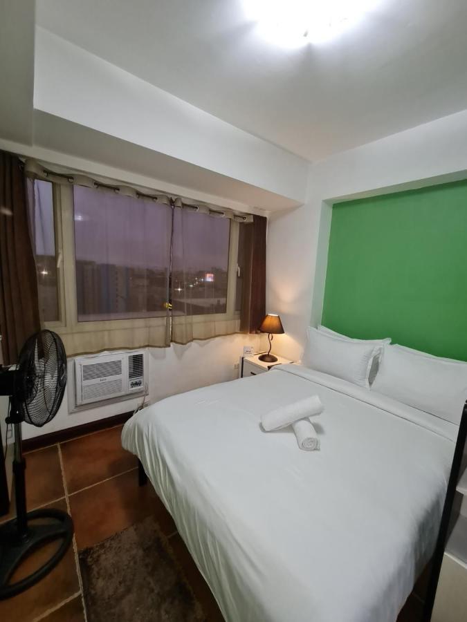 Solemare Parksuites Condominium - Condo R Us Manila Exteriör bild