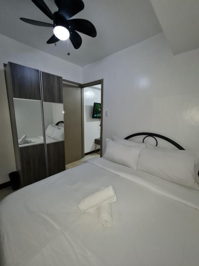 Solemare Parksuites Condominium - Condo R Us Manila Exteriör bild