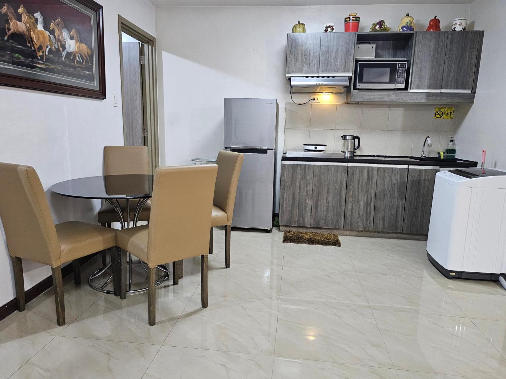 Solemare Parksuites Condominium - Condo R Us Manila Exteriör bild